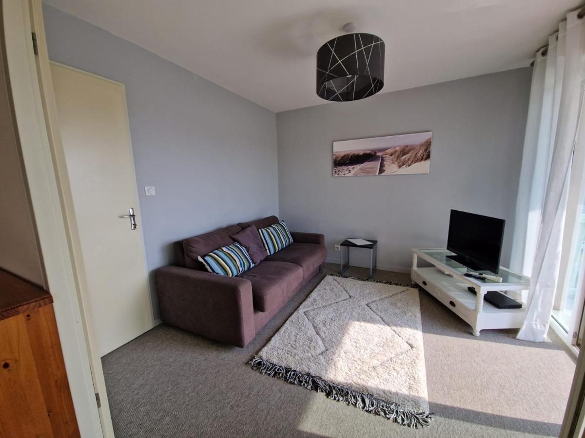 Appartement Avec Piscine, Tennis & Balcon, Centre-Ville Chatelaillon-Plage, 6 Pers, 2 Ch - Fr-1-706-17 المظهر الخارجي الصورة