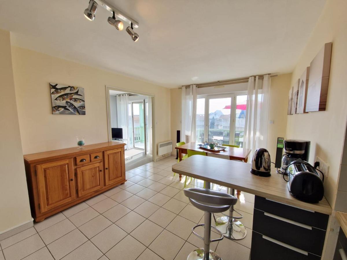 Appartement Avec Piscine, Tennis & Balcon, Centre-Ville Chatelaillon-Plage, 6 Pers, 2 Ch - Fr-1-706-17 المظهر الخارجي الصورة
