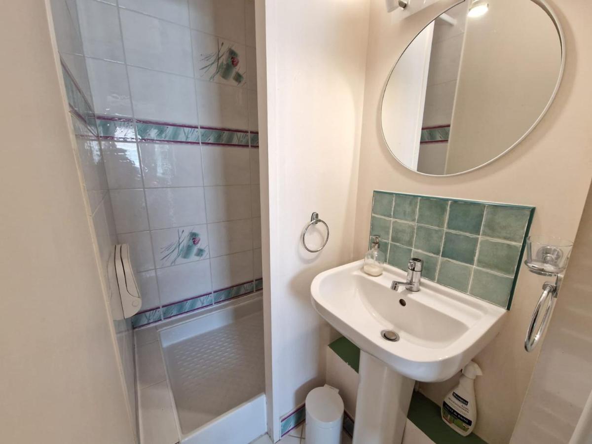 Appartement Avec Piscine, Tennis & Balcon, Centre-Ville Chatelaillon-Plage, 6 Pers, 2 Ch - Fr-1-706-17 المظهر الخارجي الصورة