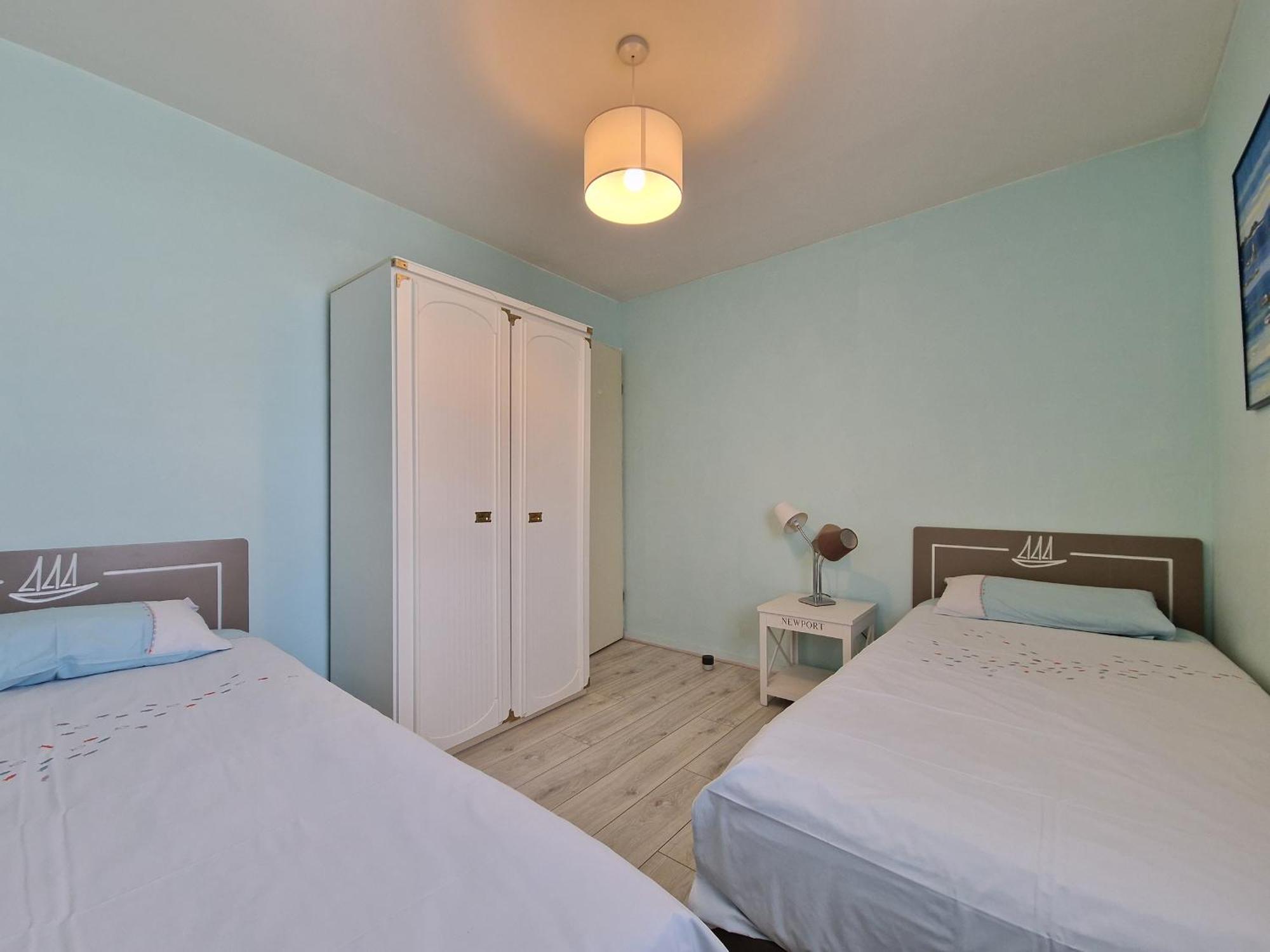 Appartement Avec Piscine, Tennis & Balcon, Centre-Ville Chatelaillon-Plage, 6 Pers, 2 Ch - Fr-1-706-17 المظهر الخارجي الصورة
