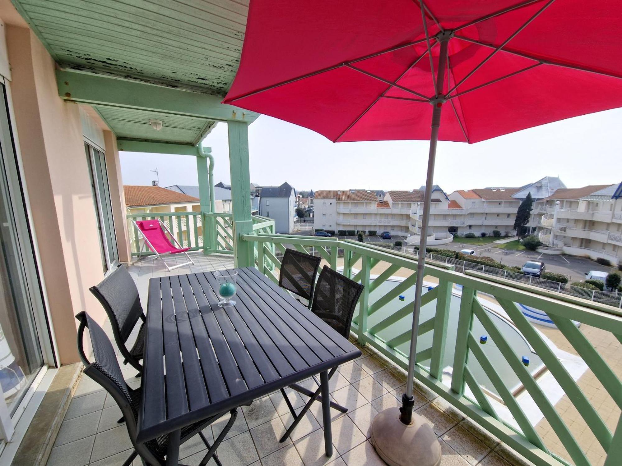 Appartement Avec Piscine, Tennis & Balcon, Centre-Ville Chatelaillon-Plage, 6 Pers, 2 Ch - Fr-1-706-17 المظهر الخارجي الصورة